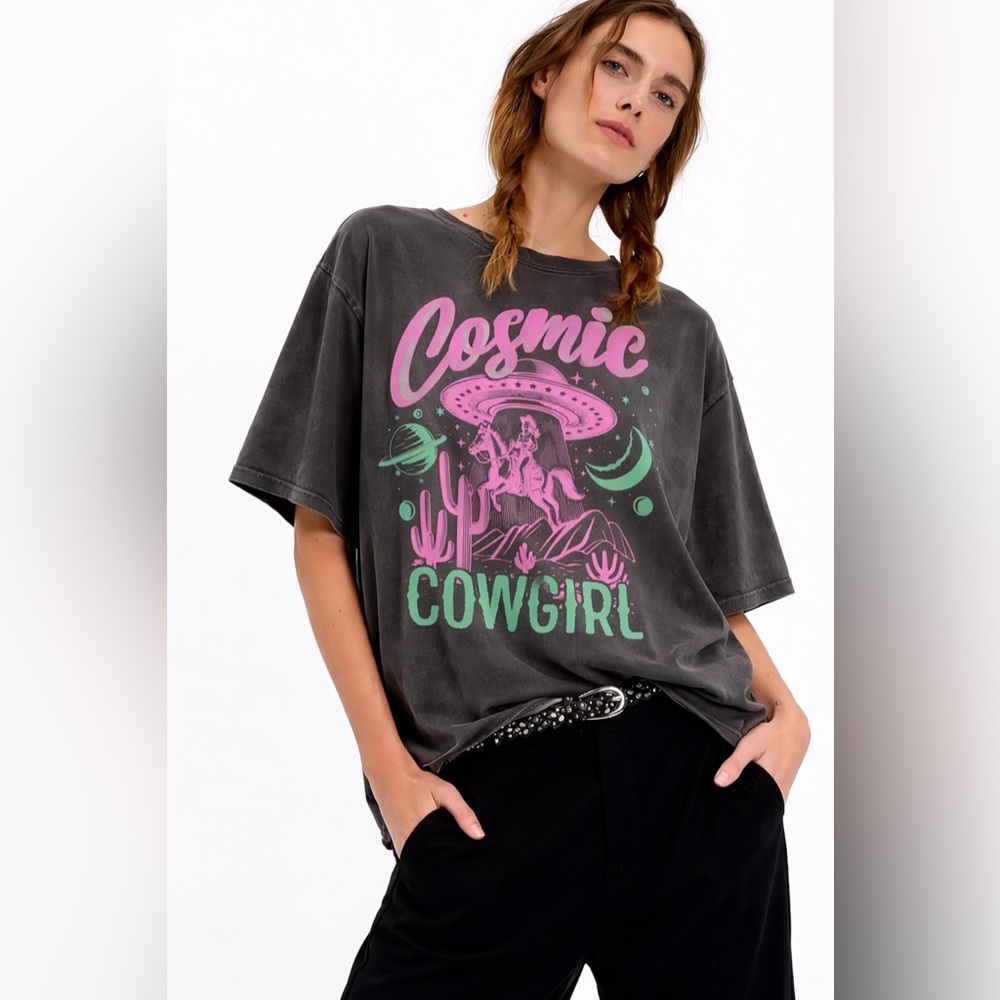 BOUTIQUE COSMIC COWGIRL RELAXED TEE